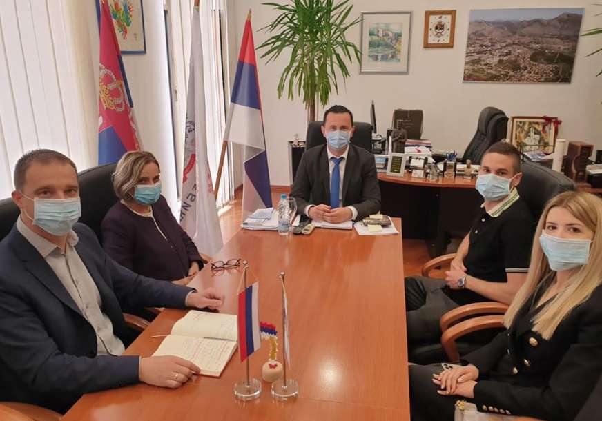 "Jedan od najvećih ambasadora Trebinja" Mijat Gaćinović posjetio gradsku upravu