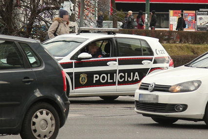 Automobil podletio pod cisternu: U nesreći u Donjoj Jablanici troje povrijeđenih