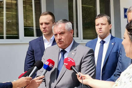 Višković u posjeti Palama: Vlada Srpske nastaviće ulaganja u opštinu