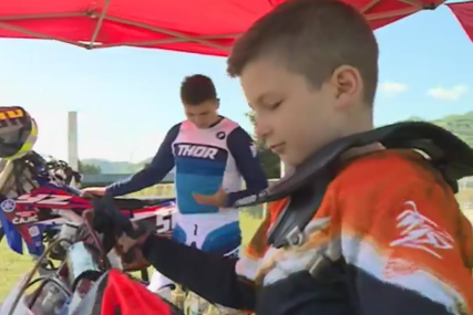 Svestrani desetogodišnjak: Malog Vuka čeka velika karijera u svijetu motokrosa