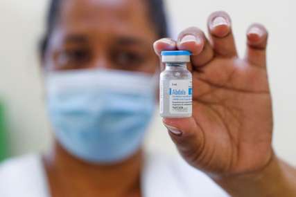 DAJE SE U TRI DOZE Kubanska vakcina protiv korone efikasna 92,28 odsto