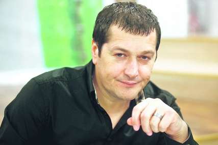 "To je najmanje što mogu da uradim" Aco Pejović posvetio pjesmu menadžeru Boru Laleviću koji je umro od korone