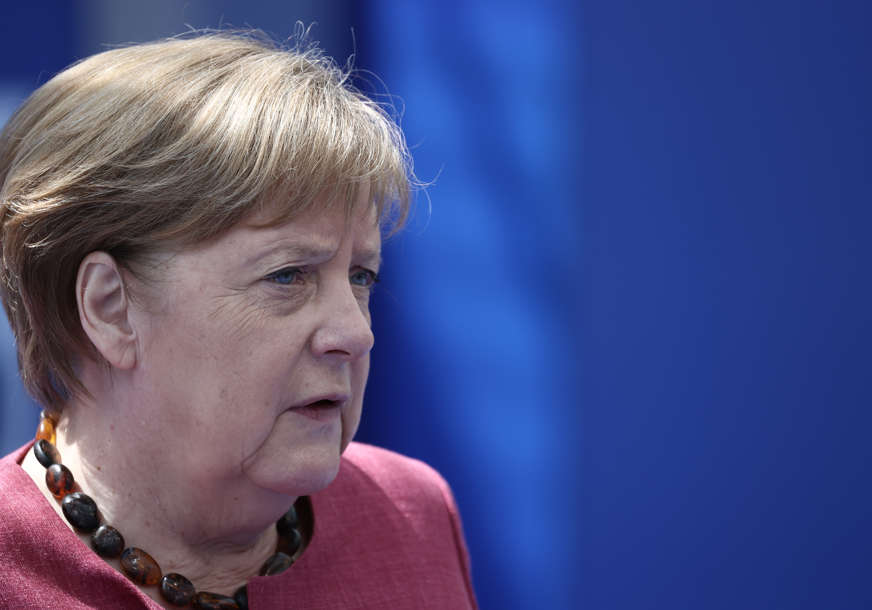 Merkelova poslala ozbiljno upozorenje: Evropa "na tankom ledu" zbog širenja delta soja