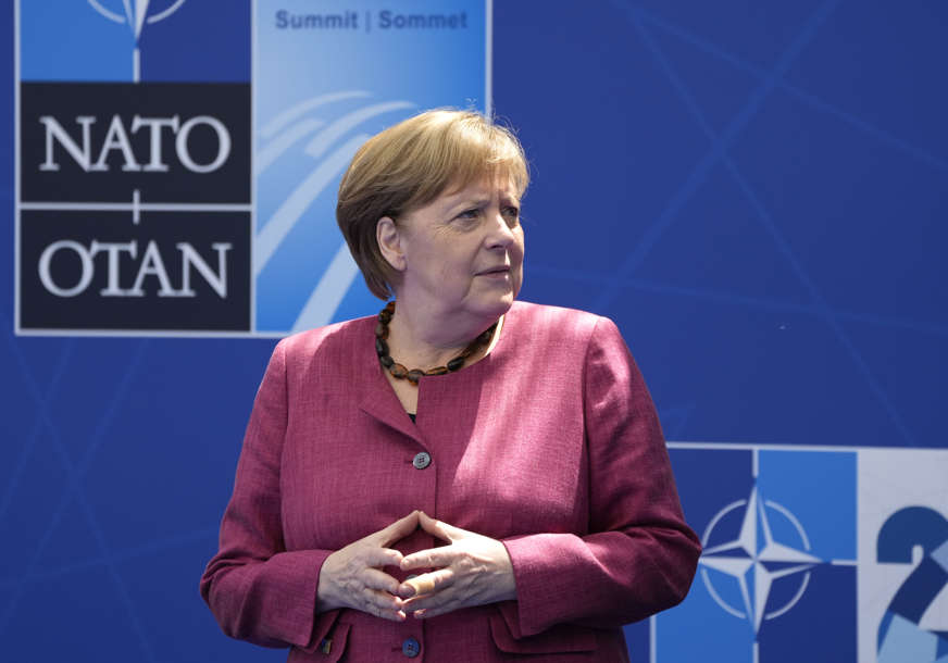 Merkelova i Makron sa Sijem O ODNOSIMA BLOKA I KINE