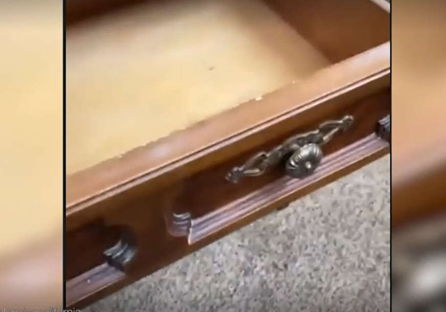 "Kako je ovo ovdje dospjelo" Kupila je POLOVNU KOMODU, a u fioci ju je čekao papir koji ju je šokirao (VIDEO)