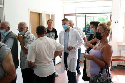 IMUNIZACIJA U LOPARAMA Danas revakcinacija 200 građana "fajzer" vakcinom