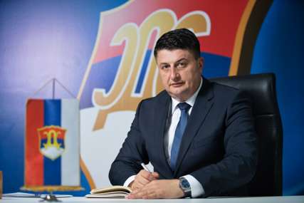 Radović kaže da su Viškovićeve tvrdnje nerealne "Vlada nije obezbijedila ambijent za investicije"
