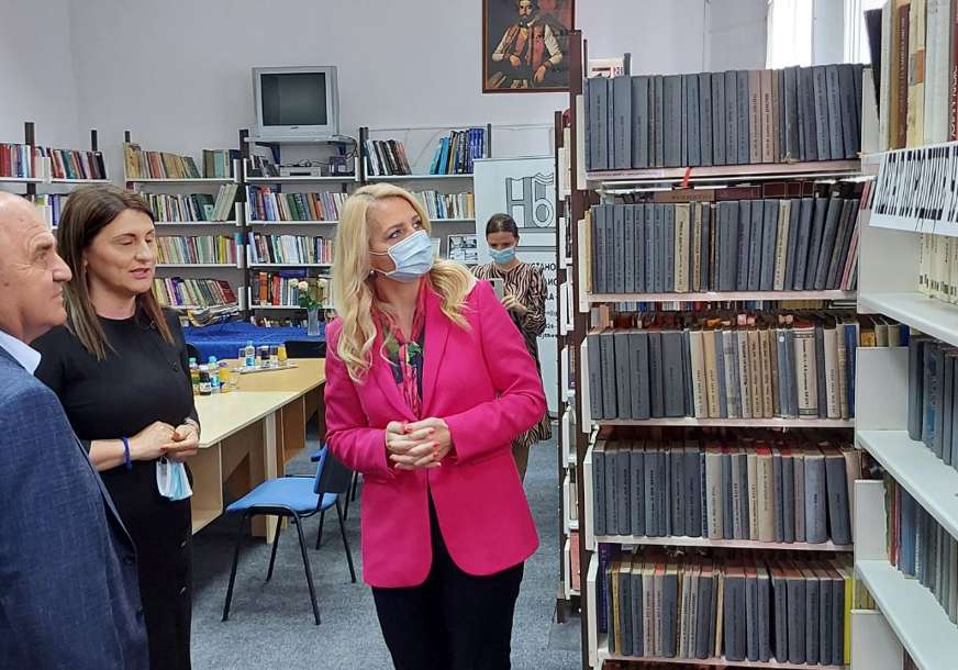 Trivićeva: Gradiška vodeća po usaglašenosti obrazovanja sa potrebama privrede (FOTO)