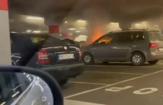 Buktinja u garaži tržnog centra: Zapalio se automobil na Novom Beogradu