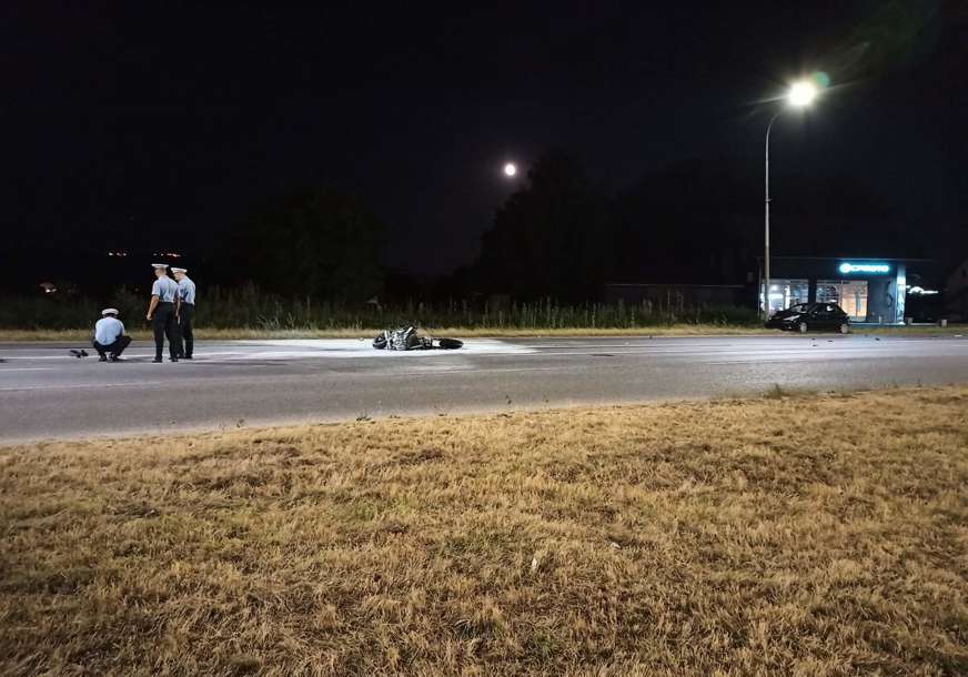 Nakon sudara motocikl se zapalio: Poznat identitet mladića koji je POGINUO U STRAVIČNOJ NESREĆI u Banjaluci   (FOTO)