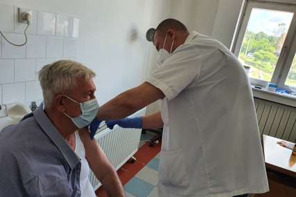 DANAS NASTAVAK IMUNIZACIJE U Loparama vakcinisano 1.400 osoba