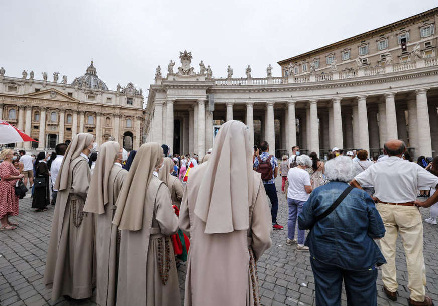 Vatikan traži izmjenu nacrta zakona o borbi protiv homofobije