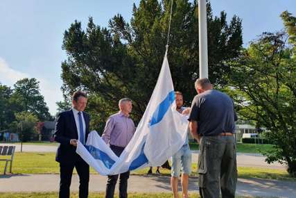 "PARK GENERACIJA" U Sloveniji podignuta zastava Ugljevika uz intoniranje himne Republike Srpske (FOTO)
