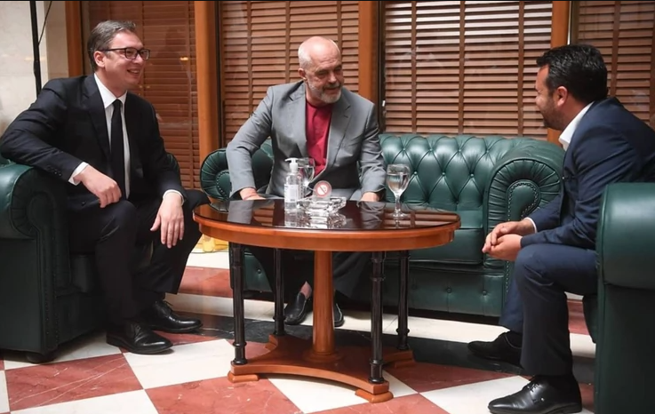 Skup u predsjedničkoj palati u Tirani: Vučić, Rama i Zaev započeli sastanak o "Otvorenom Balkanu" (VIDEO)