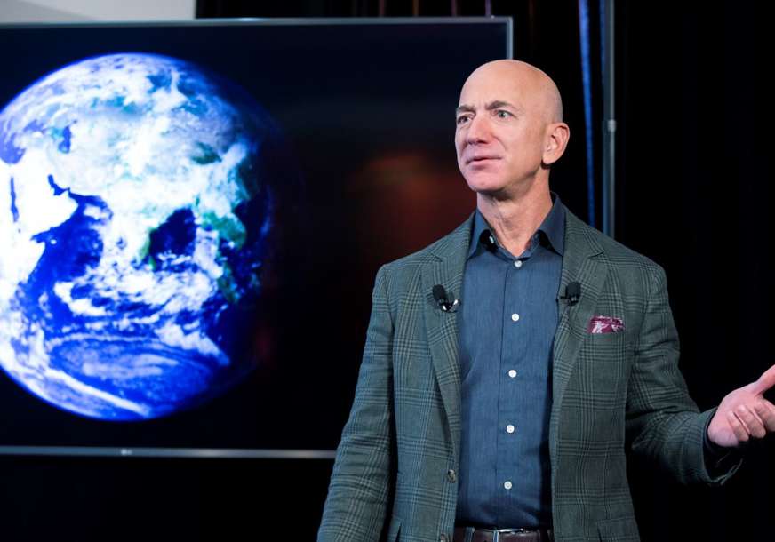 Bezos tuži NASA zbog izbora Ilona Maska kome je dodeljeno 2,9 milijardi dolara za izgradnju letjelice koja će sletjeti na Mjesec