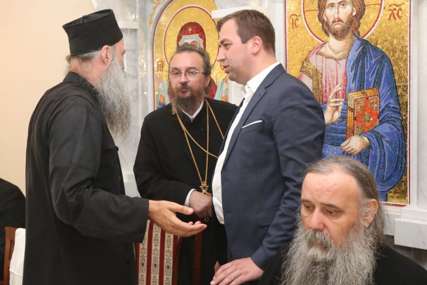 Selak razgovarao sa patrijarhom Porfirijem i episkopom Gerasimom: Istaknuta potreba za jedinstvom srpskog naroda (FOTO)