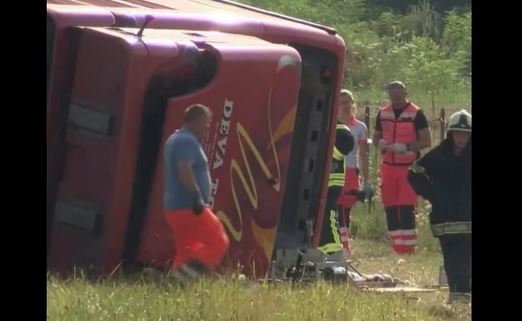 "Vidio sam ljude bez ruku, umrle, svašta sam vidio" Potresno svjedočenje putnika iz autobusa koji se prevrnuo kod Slavonskog Broda