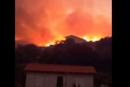 BUKTI NA KEFALONIJI Vatrogasci se drugi dan bore sa vatrenom stihijom, naređena evakuacija (VIDEO)