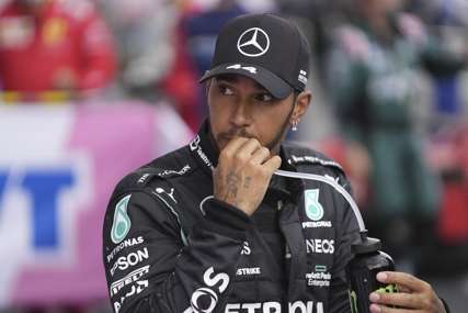 NOVI UGOVOR Hamilton u Mercedesu do kraja sezone 2023. godine