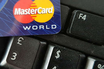 Nedovoljno profitabilan brend: "Masterkard" ukida "Maestro" debitne kartice