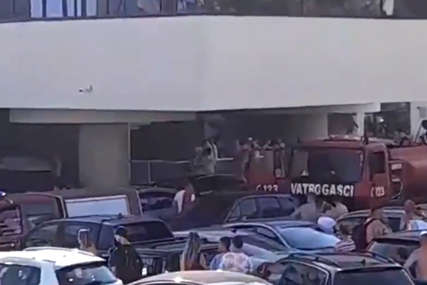 Požar u hotelu u Neumu, intervenisali vatrogasci (VIDEO)
