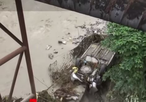Poplave zahvatile Rumuniju: Iz rijeke izvađeno tijelo muškarca (VIDEO)
