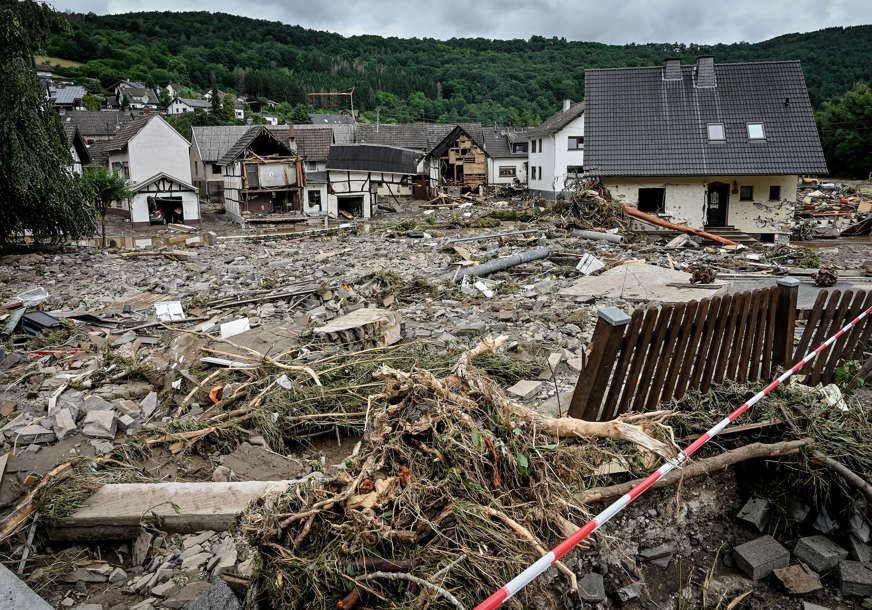 U poplavama u Njemačkoj POGINULO dvoje ljudi sa Kosova