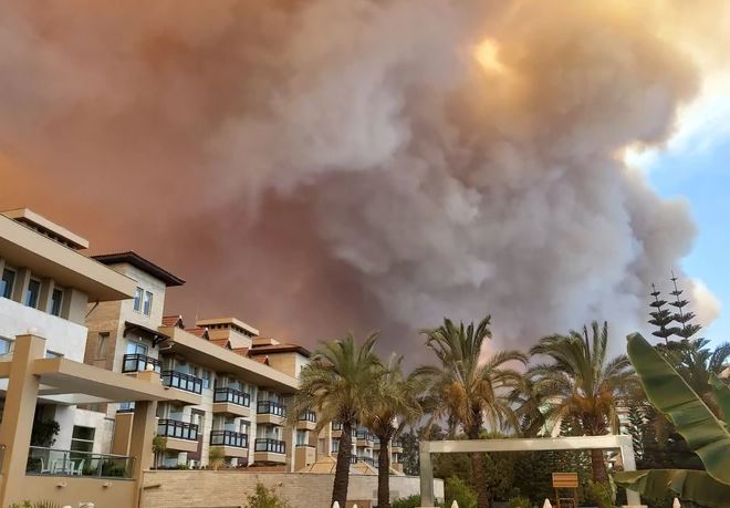 "SVI SRPSKI TURISTI ZBRINUTI" Evakuisani gosti hotela u Turskoj koji se nalaze na pola kilometra od mjesta gdje je buknuo požar