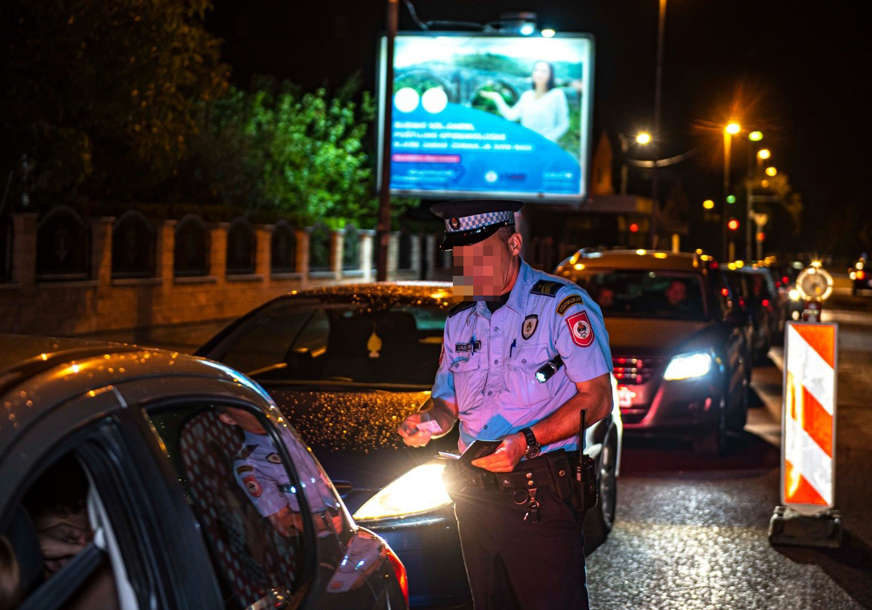POLICIJSKI "LIJEVAK" DAO REZULTATE Za četiri dana iz saobraćaja isključena 1.102 pijana vozača