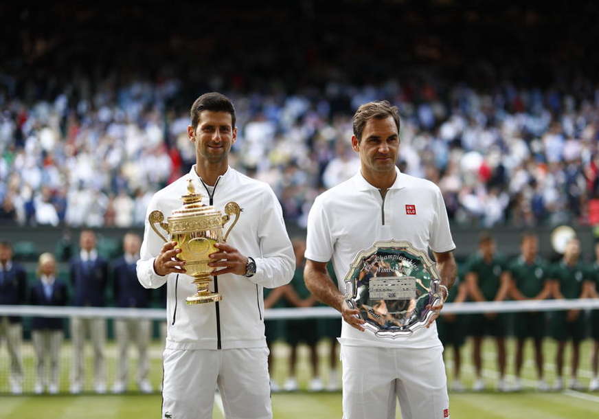 RESPEKT ŠAMPIONA Đoković se zahvalio Federeru (FOTO)