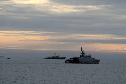 "Pozivamo SAD da prekinu sa provokativnim akcijama" Potisnut ratni američki brod iz kineskih voda