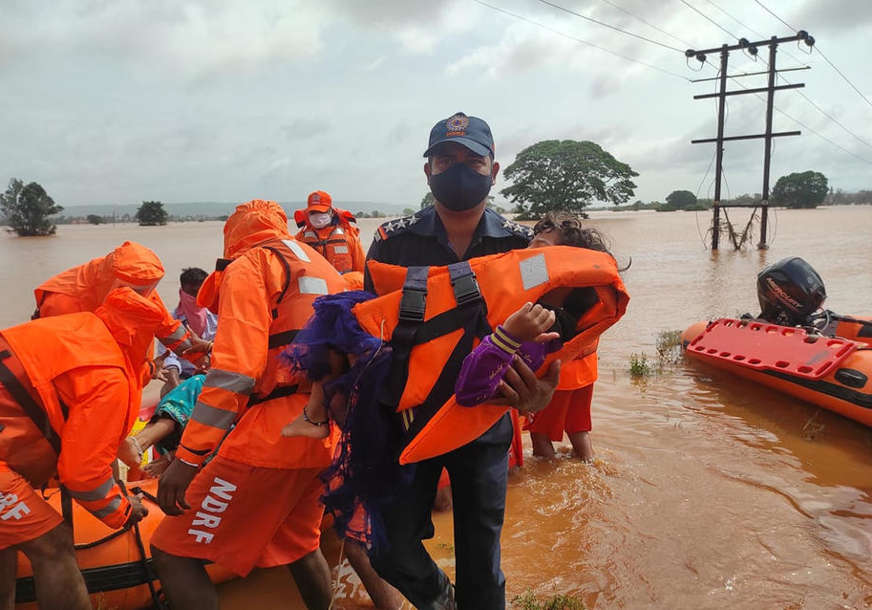 Kiša izazvala poplave i klizišta: Broj poginulih porastao na 159, evakuisano više stotina hiljada ljudi