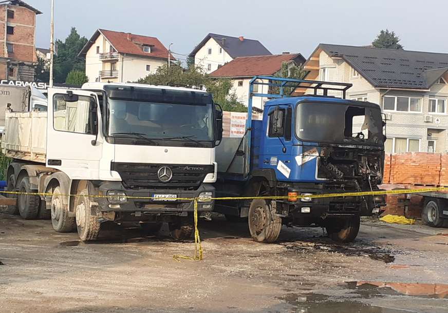 Požar na dva parkirana kamiona: Brzom intervencijom vatra lokalizovana