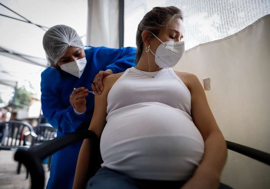 Dr Jovanović o zabludama o vakcinaciji trudnica “Žene zatrudne i između dvije doze pa ne fali ništa ni njima ni bebama”