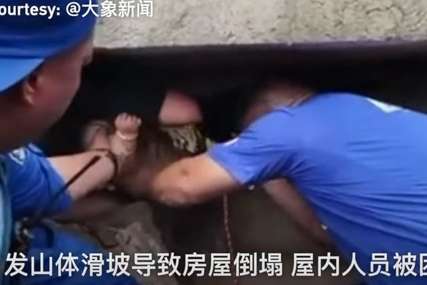 PRETUŽNO Preminula majka koja je spasila svoju bebu, 24 sata su bile zatrpane pod ruševinama (VIDEO)