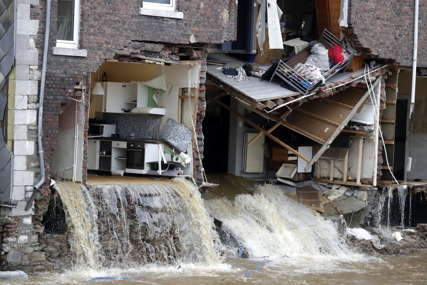 U poplavama u Belgiji poginulo 37 osoba, potraga za nestalima i dalje traje