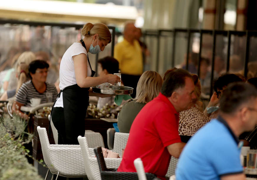 Potraga za konobarima i kuvarima: Njemačkim ugostiteljima nedostaje radnika