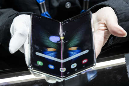 STIGLA NAJAVA Novi Samsungovi "savitljivi" telefoni premijerno 11. avgusta