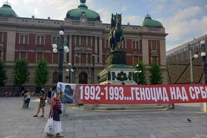 U Beogradu postavljen “zid plača” u znak sjećanja na srpske žrtve
