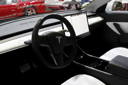 POSTOJI “KVAKA” Tesla nudi opciju potpuno autonomne vožnje uz mjesečnu pretplatu
