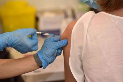 NOVE DOZE Zdravstvenim ustanovama u Srpskoj isporučeno 3.115 vakcina protiv korone