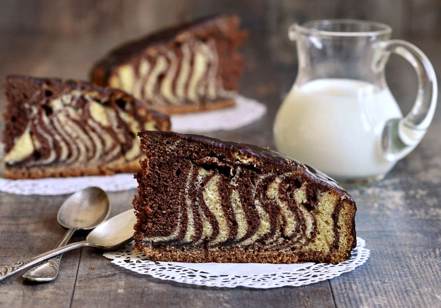 Ukusna je i super izgleda: Zebra torta se pravi bez paljenja rerne