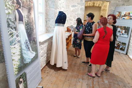Zmijanjski vez u Trebinju: Na izložbi predstavljeno 60 eksponata Muzeja Srpske