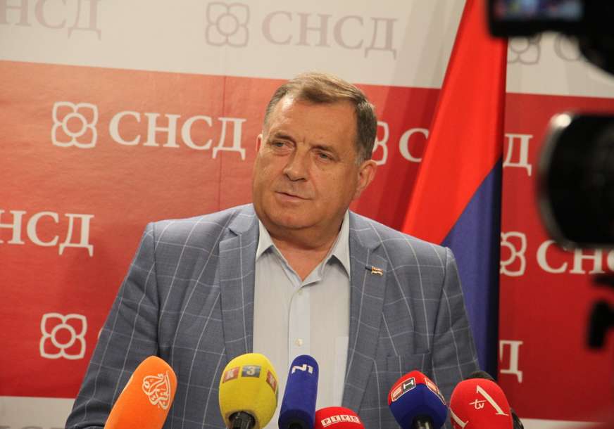 "Gradonačelnik Bijeljine da otkloni zastoje ili slijedi odluka o opozivu" Dodik je ovo poručio Petroviću sa koalicionog sastanka