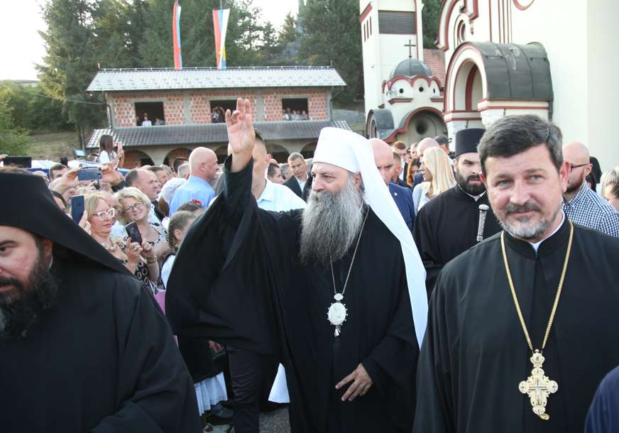 PATRIJARH POSLAO JASNU PORUKU “Mir je put srpskog pravoslavnog naroda” (FOTO)