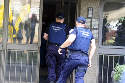 KOKAINSKA ŽURKA Policija upala u apartman, privedeno 29 osoba (FOTO)
