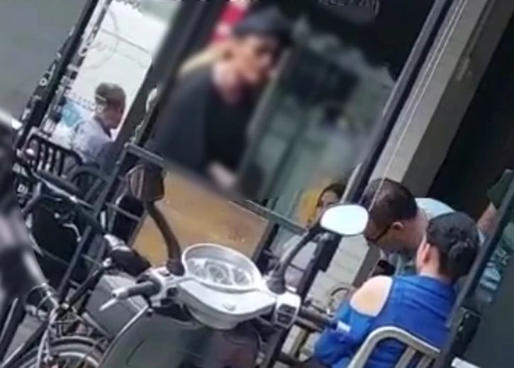 "Imaš četvoro djece, a ne plaćaš alimentaciju" Žena u bašti kafiću napravila skandal, iznervirana vrijeđala muškarca (VIDEO)
