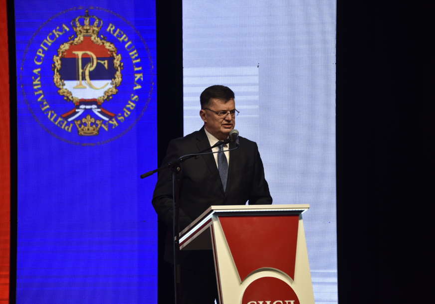 Očekuju 12. uzastopnu pobjedu: Zoran Tegeltija ponovo izabran za predsjednika Opštinskog odbora SNSD u Mrkonjić Gradu