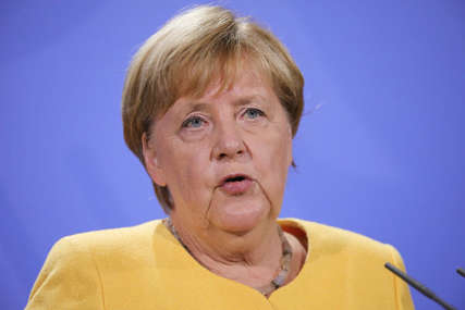 Merkelova o sastanku sa Putinom: Berlin namjerava da održava kontakte sa Moskvom
