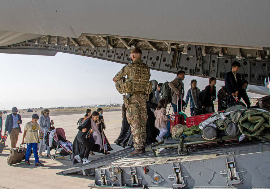 "Borimo se protiv vremena i prostora" Tokom sedmice iz Avganistana evakuisano 2.500 Amerikanaca